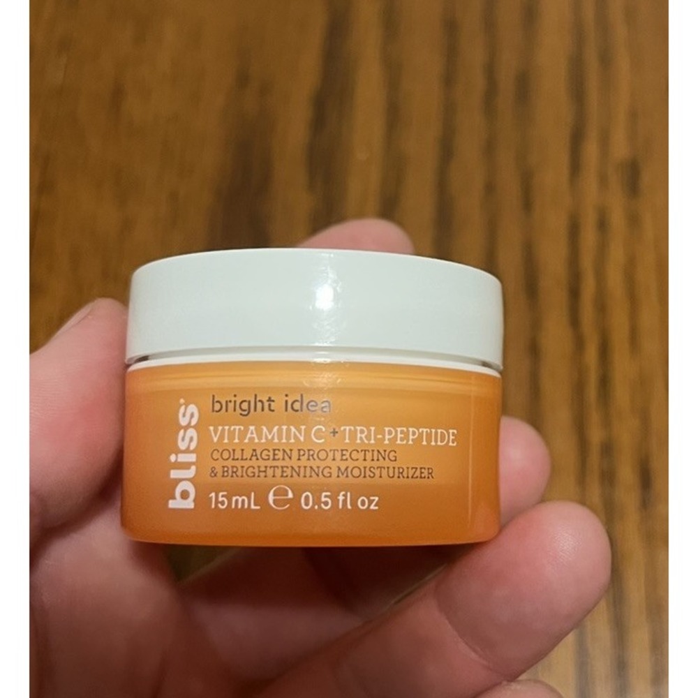 Bliss Bright Idea BRIGHTENING MOISTURIZER w/ Vitamin C & Tri-Peptides 0.5oz/15ml